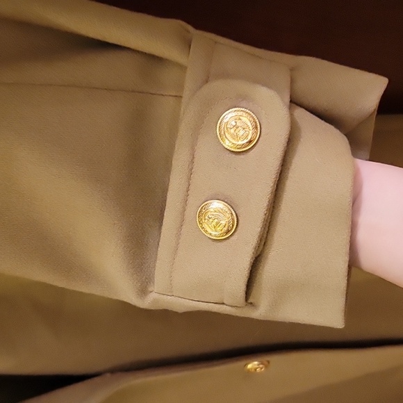 Vintage International Scene Long Tan Double Breasted Coat with Gold Buttons 7/8 - Picture 5 of 11